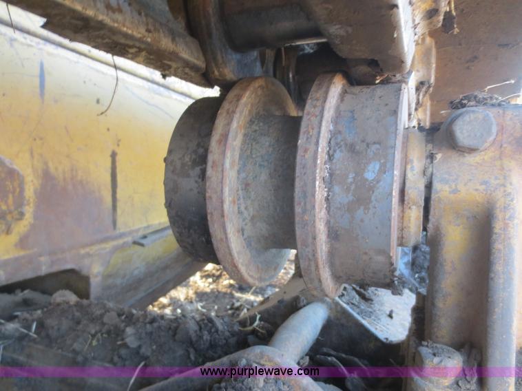 image for item F8203 1970 Caterpillar D7E dozer