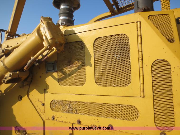 image for item F8203 1970 Caterpillar D7E dozer