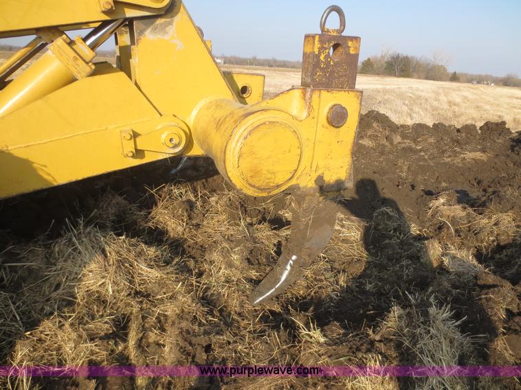 image for item F8203 1970 Caterpillar D7E dozer