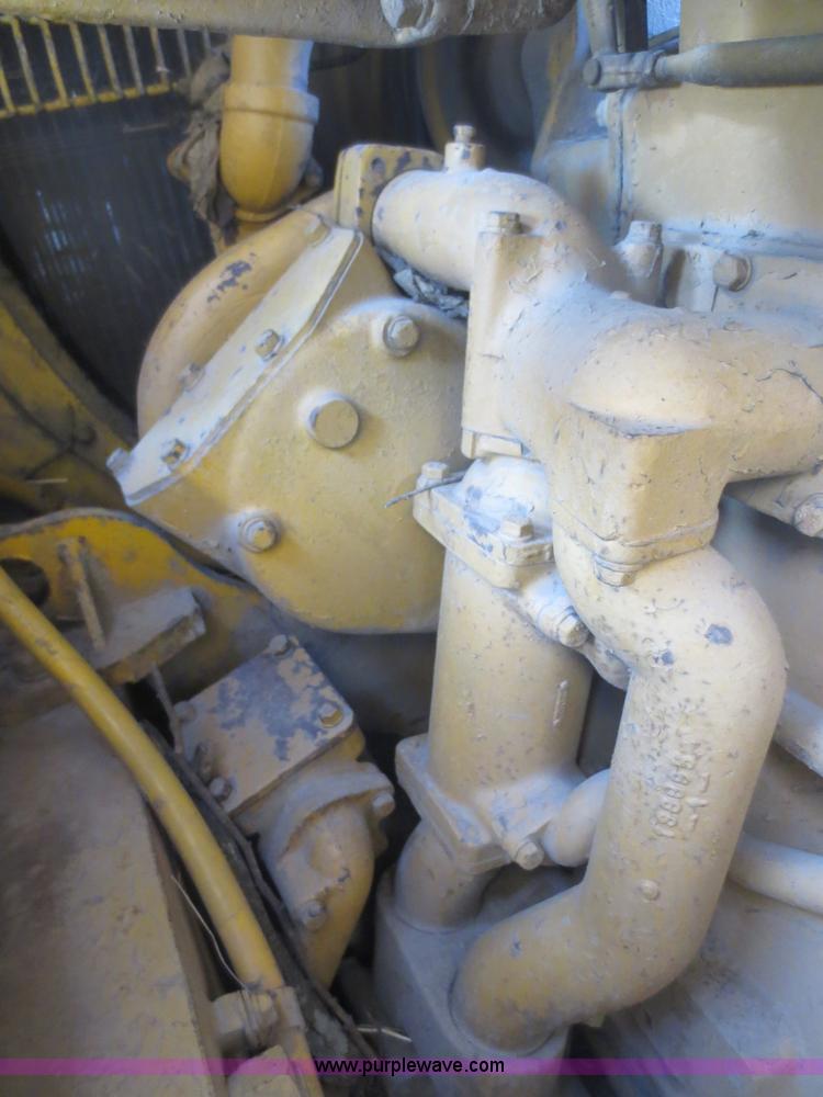 image for item F8203 1970 Caterpillar D7E dozer