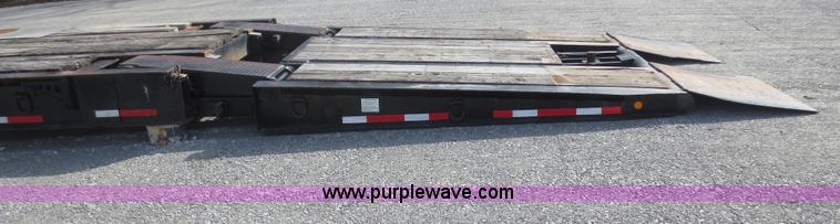 image for item F8205 2000 Etnyre HFR40TD3-T1 trailer