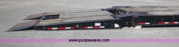 image for item F8205 2000 Etnyre HFR40TD3-T1 trailer