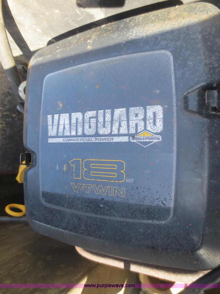 image for item F8205 2000 Etnyre HFR40TD3-T1 trailer