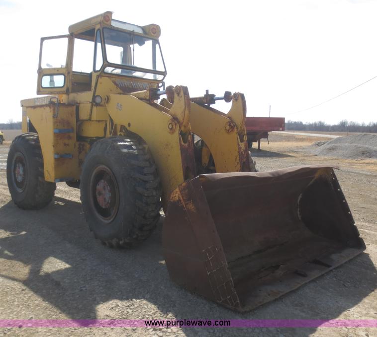image for item F8206 1970 Michigan 55 wheel loader