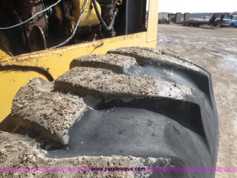 image for item F8206 1970 Michigan 55 wheel loader
