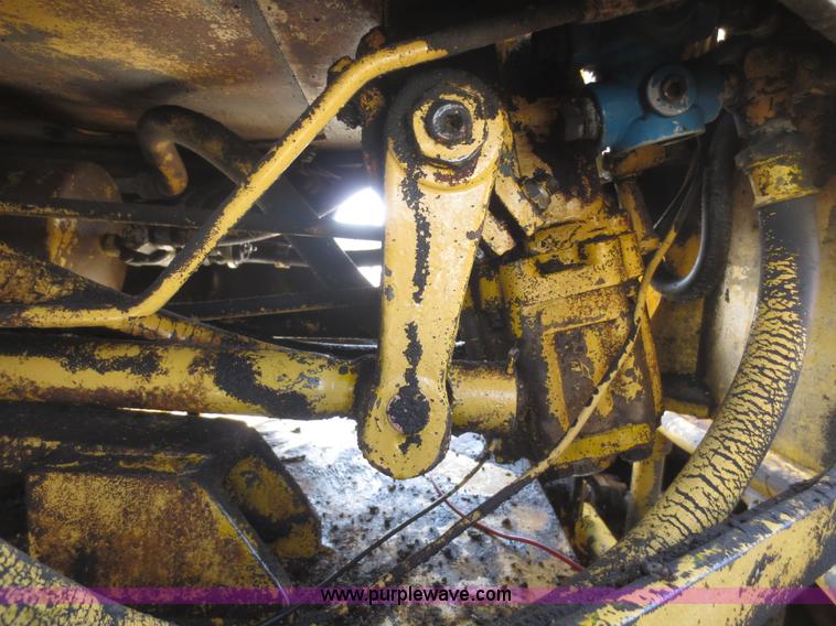 image for item F8206 1970 Michigan 55 wheel loader
