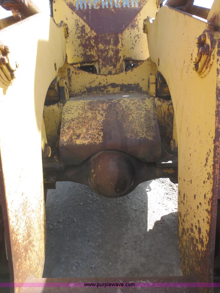 image for item F8206 1970 Michigan 55 wheel loader