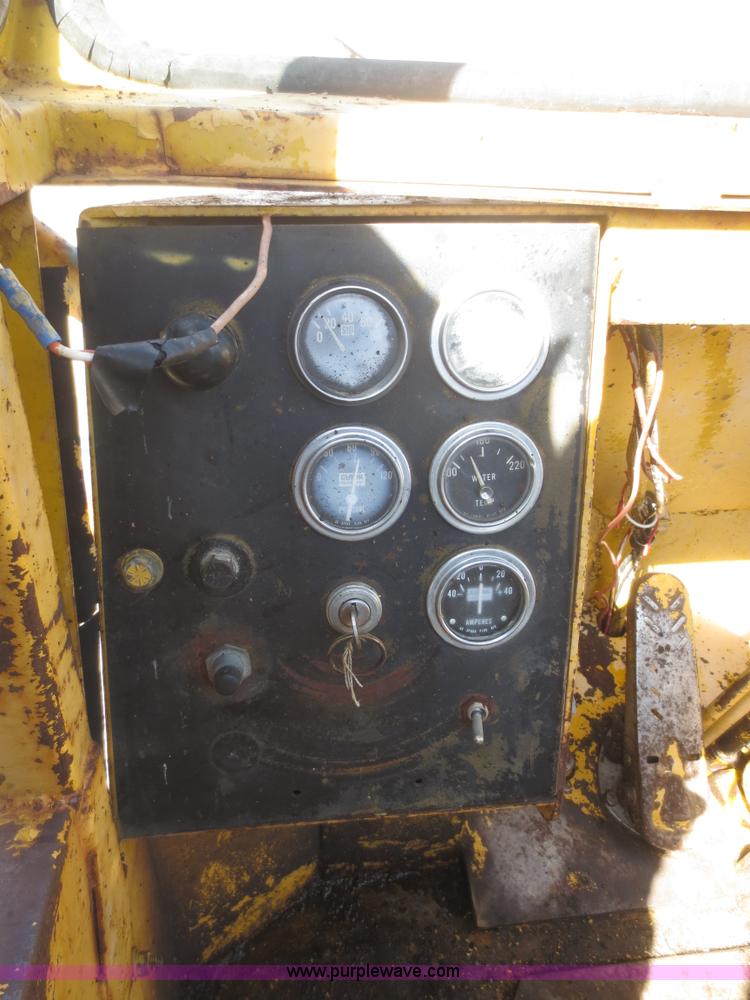 image for item F8206 1970 Michigan 55 wheel loader