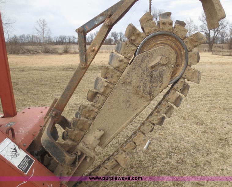 image for item F8208 Ditch Witch 3500 trencher