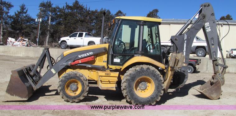 image for item G2282 2008 Volvo BL70 backhoe