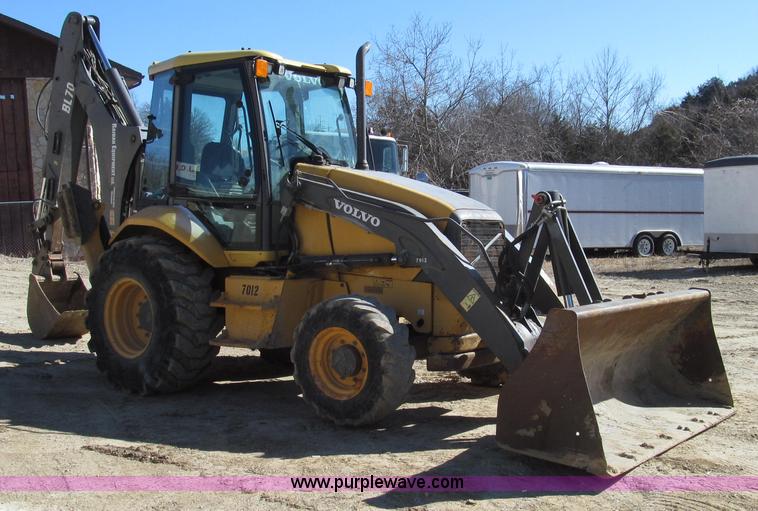 image for item G2282 2008 Volvo BL70 backhoe