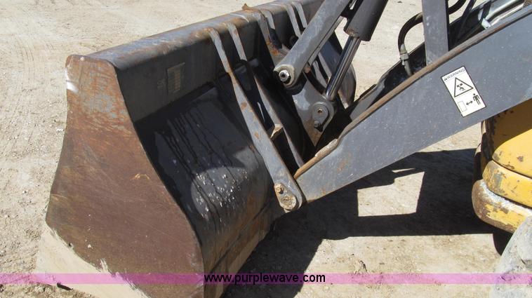 image for item G2282 2008 Volvo BL70 backhoe