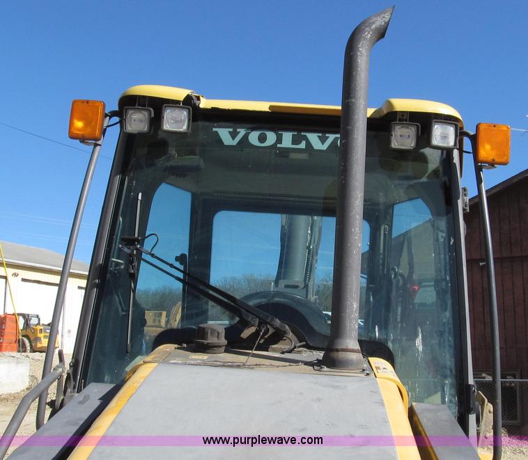 image for item G2282 2008 Volvo BL70 backhoe