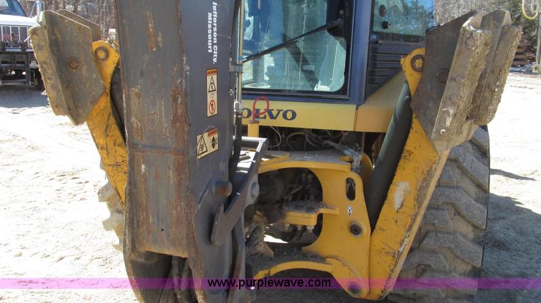 image for item G2282 2008 Volvo BL70 backhoe