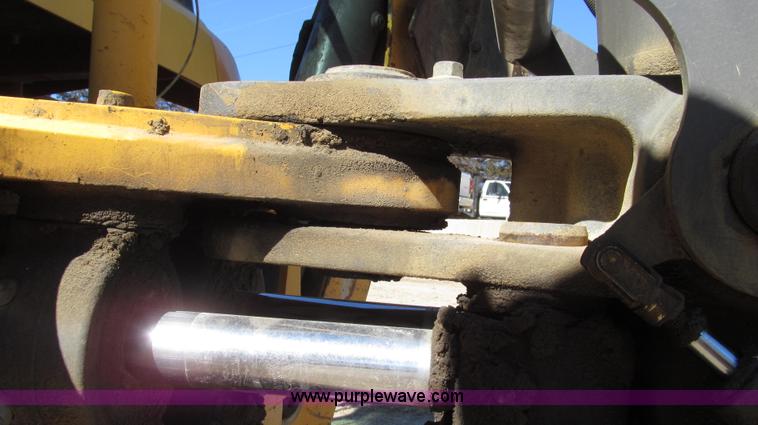 image for item G2282 2008 Volvo BL70 backhoe