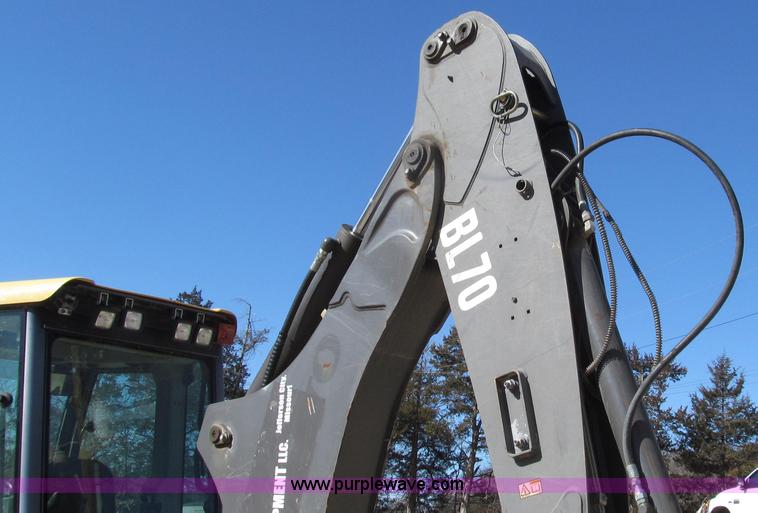 image for item G2282 2008 Volvo BL70 backhoe