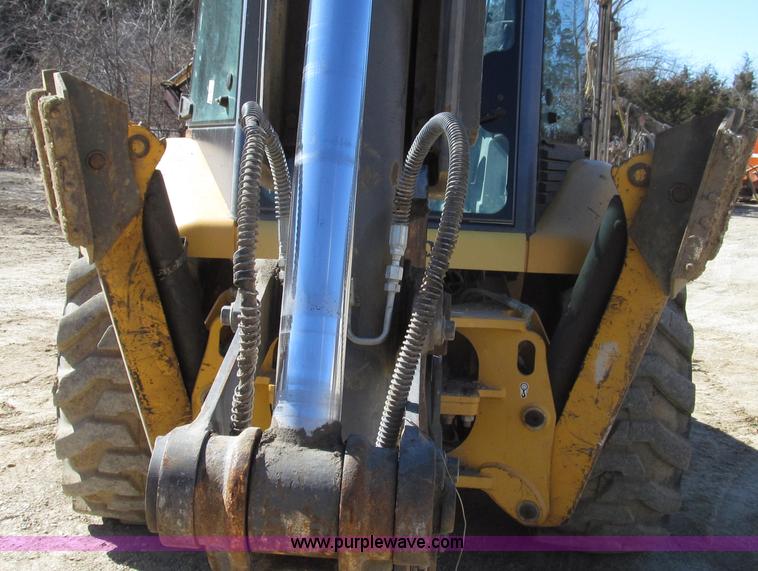 image for item G2282 2008 Volvo BL70 backhoe