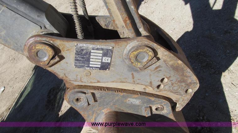 image for item G2282 2008 Volvo BL70 backhoe