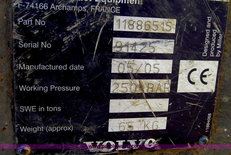 image for item G2282 2008 Volvo BL70 backhoe