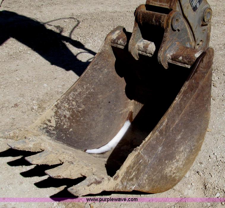 image for item G2282 2008 Volvo BL70 backhoe