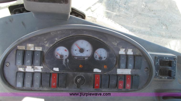 image for item G2282 2008 Volvo BL70 backhoe