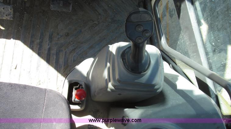 image for item G2282 2008 Volvo BL70 backhoe