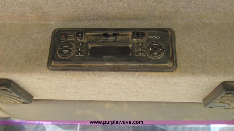 image for item G2282 2008 Volvo BL70 backhoe