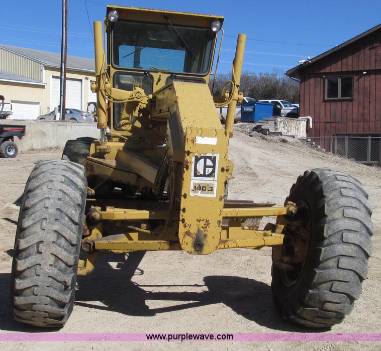 image for item G2283 1986 Caterpillar 140G motor grader