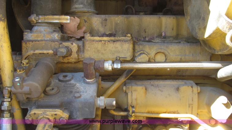 image for item G2283 1986 Caterpillar 140G motor grader