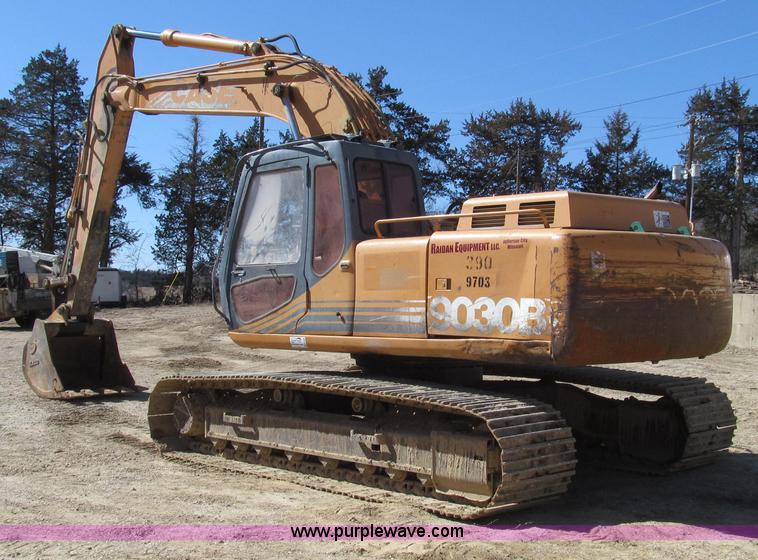 image for item G2286 2001 Case 9030B excavator