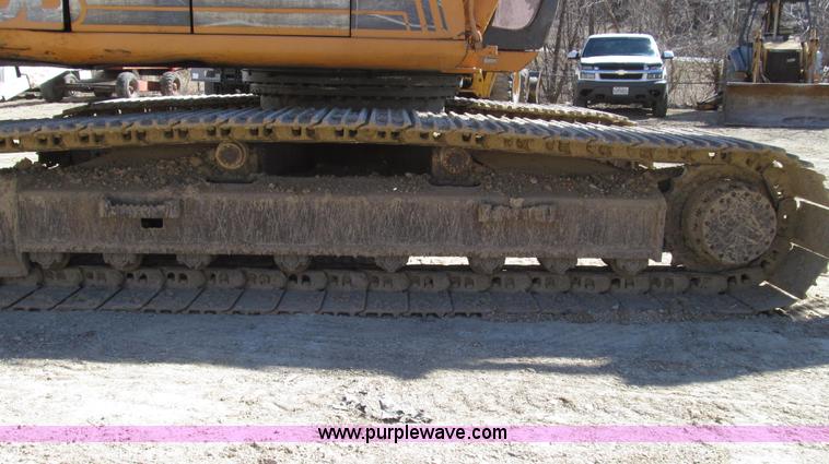 image for item G2286 2001 Case 9030B excavator