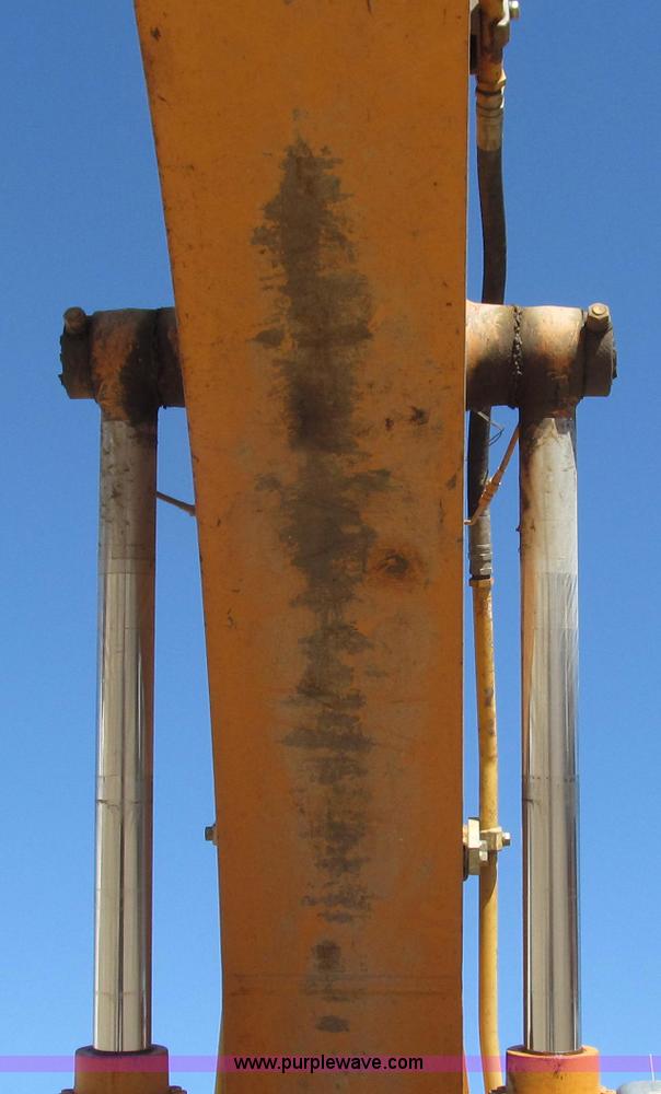 image for item G2286 2001 Case 9030B excavator