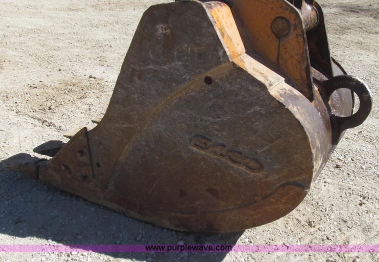 image for item G2286 2001 Case 9030B excavator