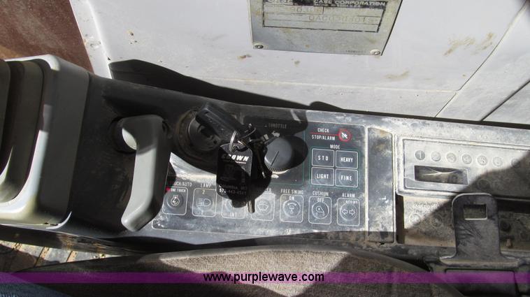image for item G2286 2001 Case 9030B excavator