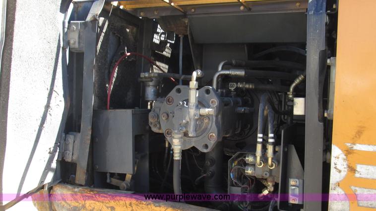 image for item G2286 2001 Case 9030B excavator