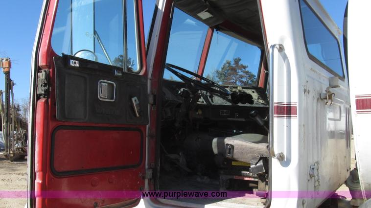 image for item G2287 1985 Volvo White WCS water truck