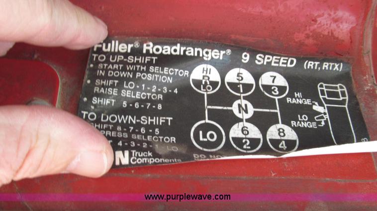 image for item G2287 1985 Volvo White WCS water truck