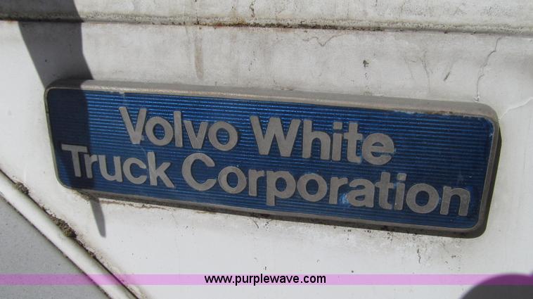 image for item G2287 1985 Volvo White WCS water truck