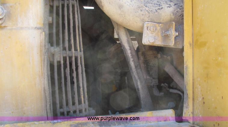 image for item G2291 1984 Caterpillar 963 LGP track loader