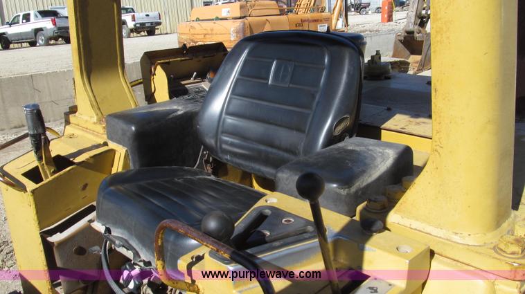 image for item G2291 1984 Caterpillar 963 LGP track loader