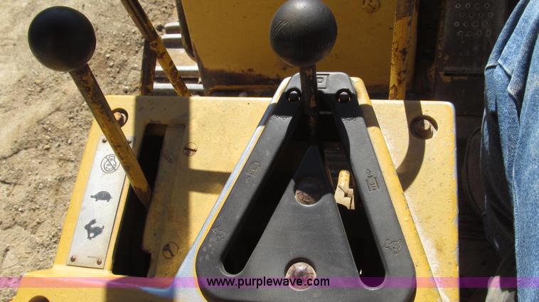 image for item G2291 1984 Caterpillar 963 LGP track loader