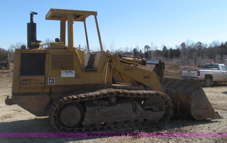 image for item G2293 1986 Caterpillar 963 track loader