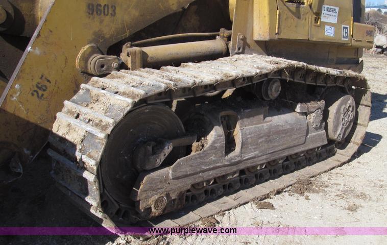 image for item G2293 1986 Caterpillar 963 track loader