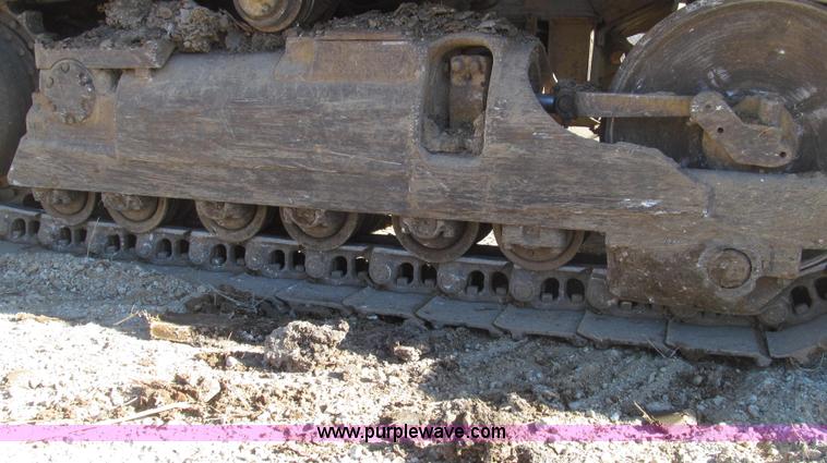 image for item G2293 1986 Caterpillar 963 track loader