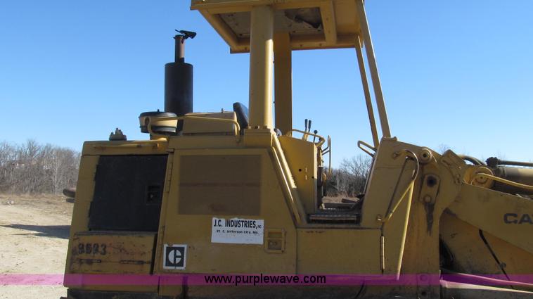image for item G2293 1986 Caterpillar 963 track loader