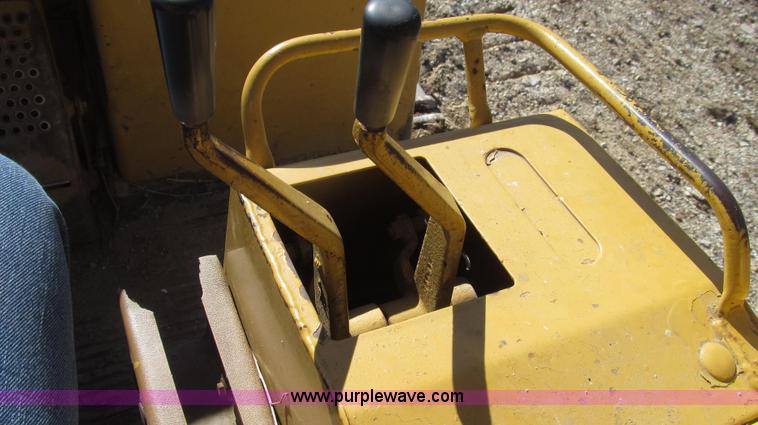 image for item G2293 1986 Caterpillar 963 track loader