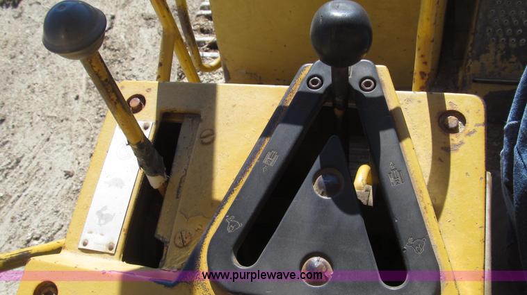 image for item G2293 1986 Caterpillar 963 track loader