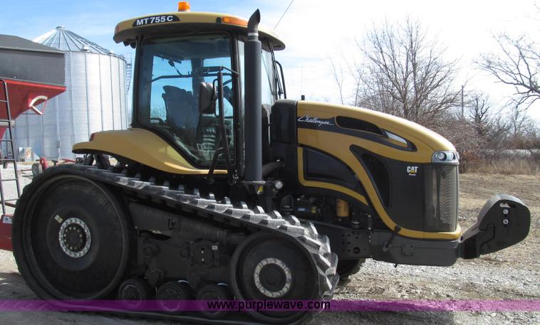 image for item G2319 2011 Caterpillar Challenger MT755C tractor
