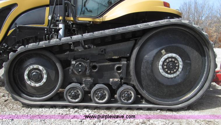 image for item G2319 2011 Caterpillar Challenger MT755C tractor