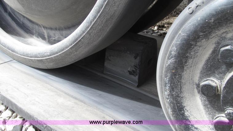 image for item G2319 2011 Caterpillar Challenger MT755C tractor